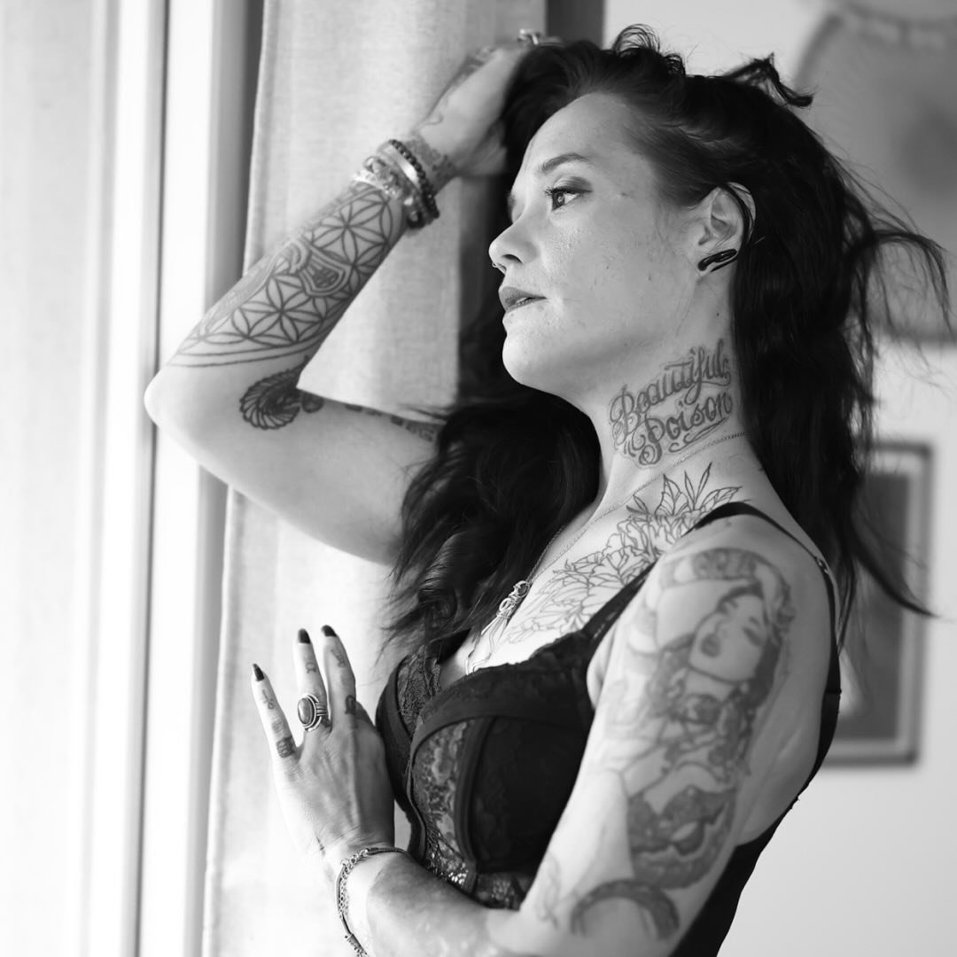 @maebeautifulpoison